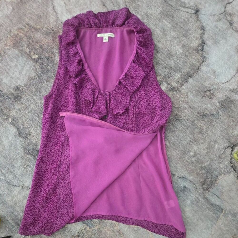 Banana Republic Berry Sleeveless Ruffle & Pintuck Front V-neck Lined Top Size S - Picture 5 of 7